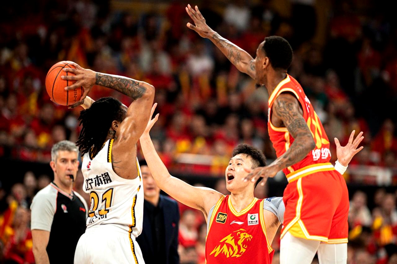 u8电竞包含广厦男篮转会期主帅复盘西汉姆清晨复出首秀，德约科维奇与50激战加拿大队分钟瞬间刷屏的词条